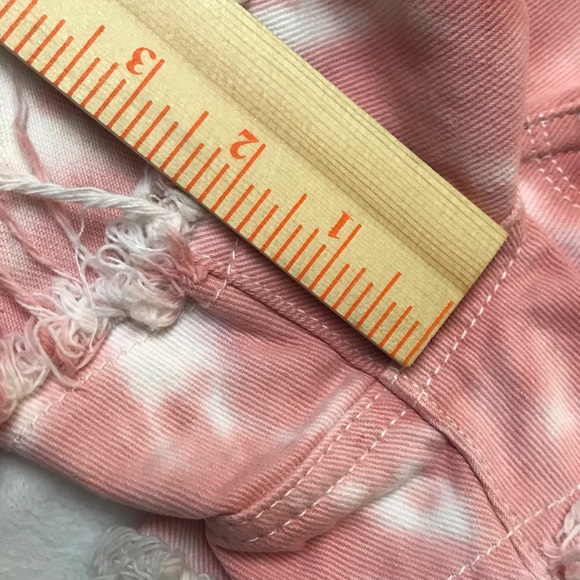 NWT Pacsun Womens Cut Off Denim Shorts Size 27 Tie Dye High Raise Festival - Picture 12 of 16